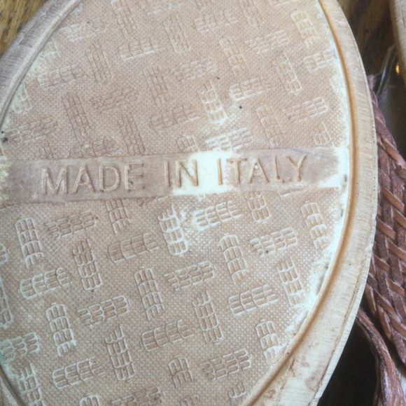 Italian Shoemakers Flip-Flop Thong Wedge Sandals Size 9 - Picture 6 of 7